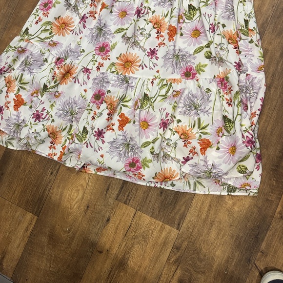 Floral Maxi Dress - Picture 2 of 7